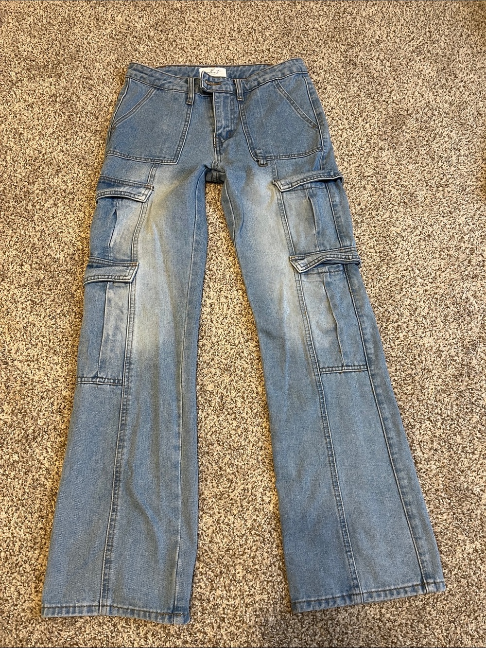 Light Wash Cargo Wide-Leg Jeans with Flare